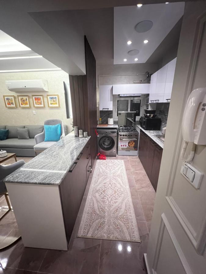 Luxury Flat With Garden And Private Entrance شقة فاخرة بحديقة و مدخل خاص ไคโร ภายนอก รูปภาพ