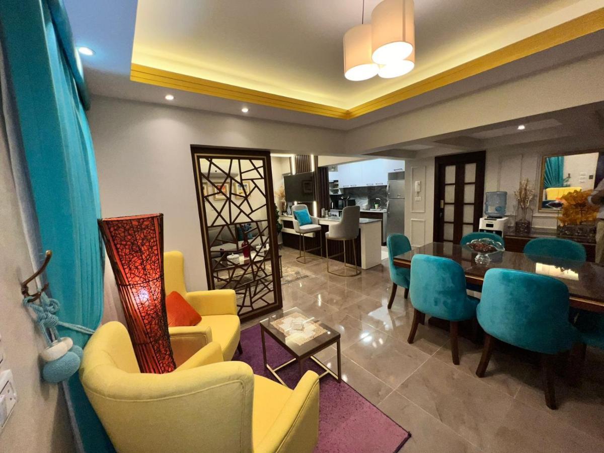 Luxury Flat With Garden And Private Entrance شقة فاخرة بحديقة و مدخل خاص ไคโร ภายนอก รูปภาพ