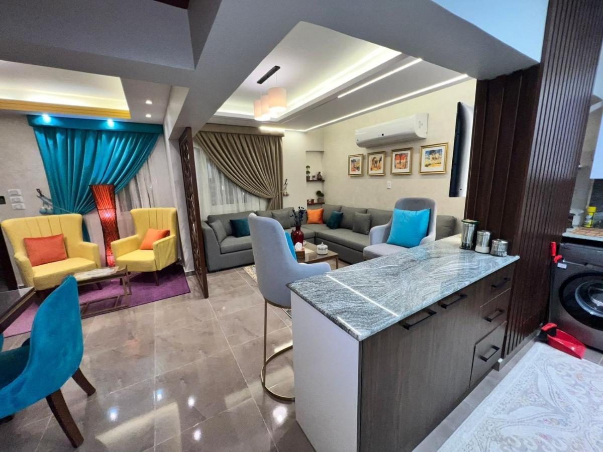 Luxury Flat With Garden And Private Entrance شقة فاخرة بحديقة و مدخل خاص ไคโร ภายนอก รูปภาพ